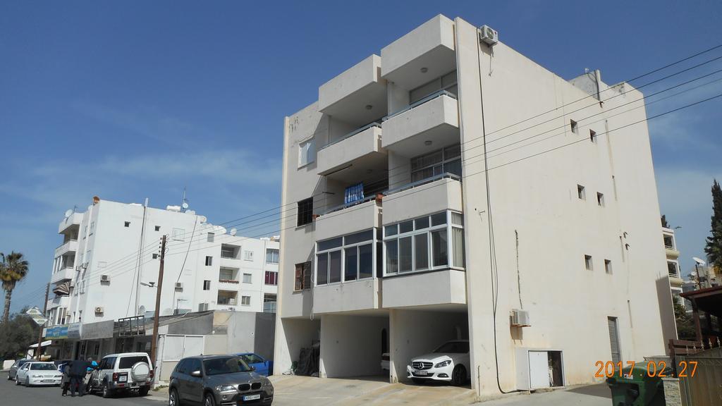 Sea Anemone Apartments Paphos Exteriör bild